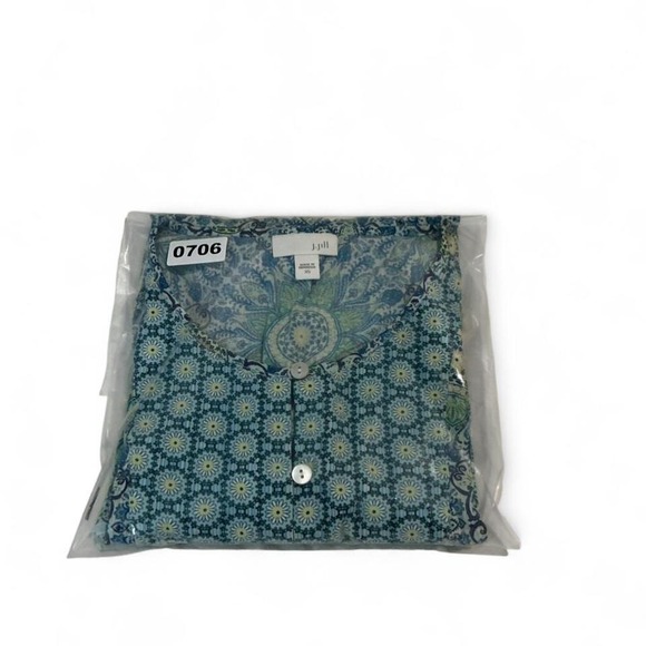 J. Jill Sleeveless Top Women XS Blue Green Excellent Mandala Geometric Rayon - Picture 8 of 8